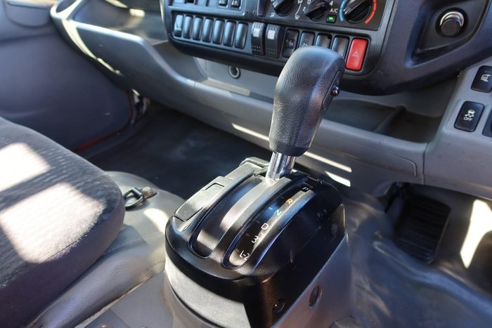 2017 Hino 300 Series - 921 Crew Cab Auto