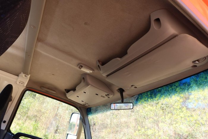 2017 Hino 300 Series - 921 Crew Cab Auto