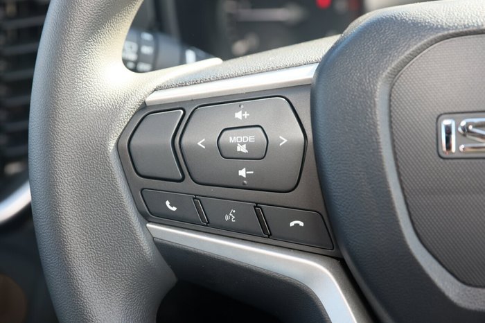 2025 Isuzu MU-X LS-M