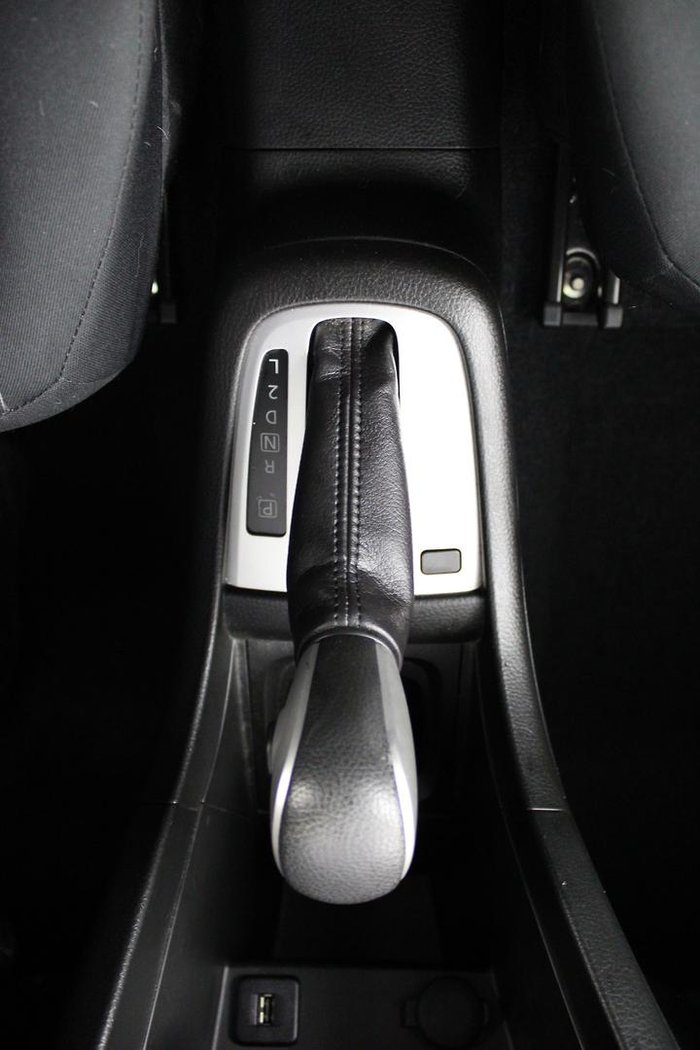 2016 Suzuki Swift GL Navigator