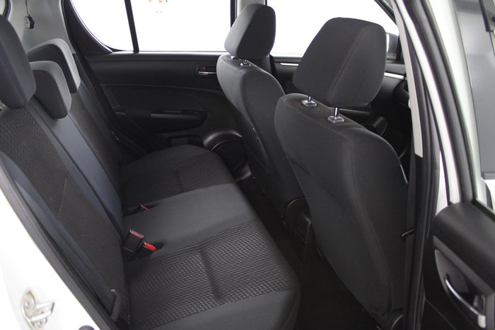2016 Suzuki Swift GL Navigator