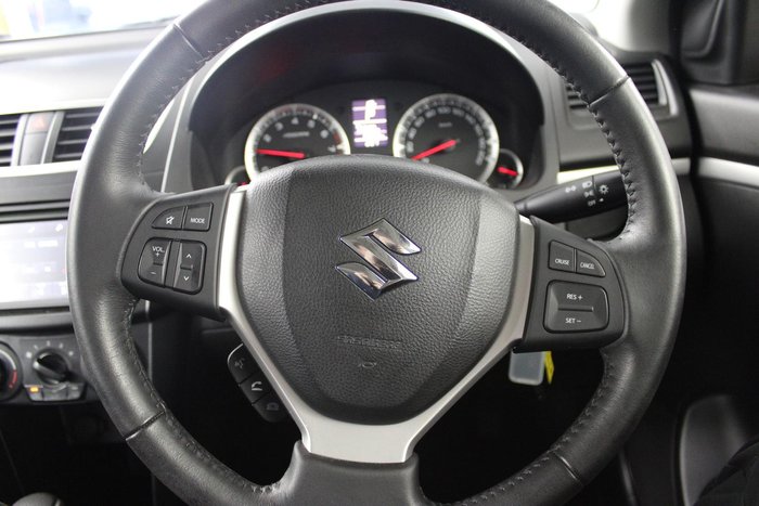 2016 Suzuki Swift GL Navigator