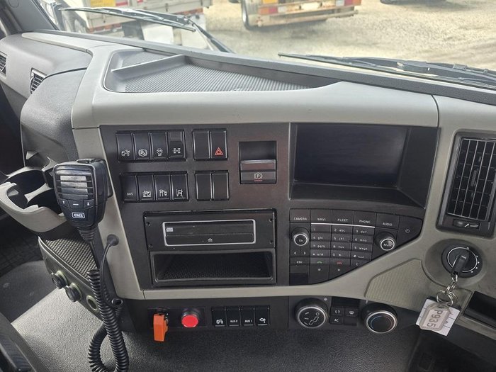 2019 Volvo Fm540 White