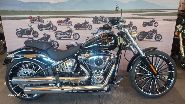 2025 Harley-davidson FXBR BREAKOUT (117) Vivid Black