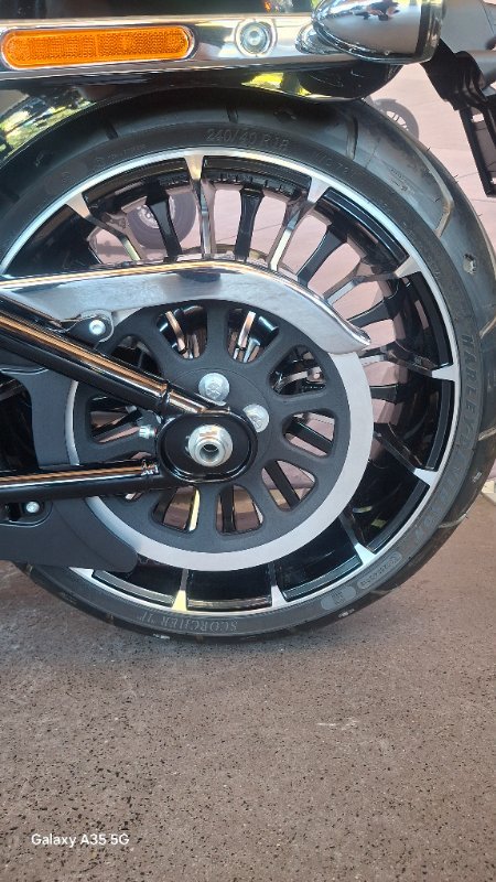 2025 Harley-davidson FXBR BREAKOUT (117) Vivid Black