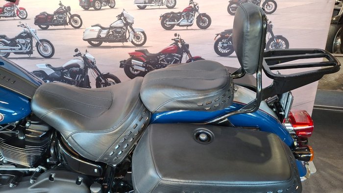 2023 Harley-davidson FLHCS HERITAGE CLASSIC 114 Billiard Blue/Billiard Gray