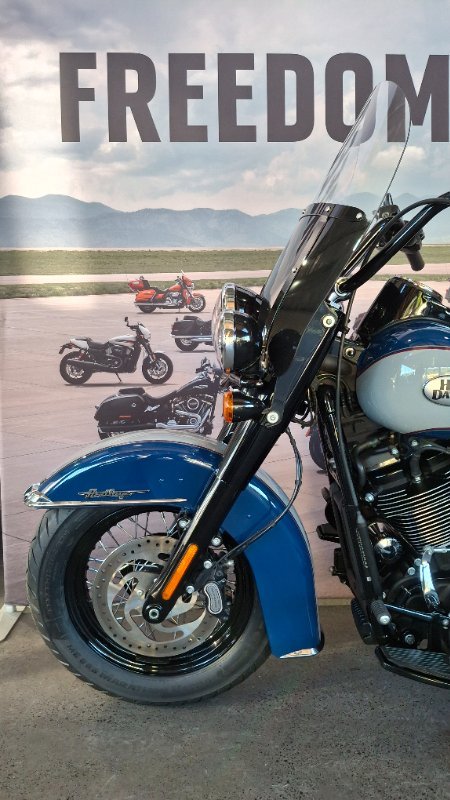 2023 Harley-davidson FLHCS HERITAGE CLASSIC 114 Billiard Blue/Billiard Gray