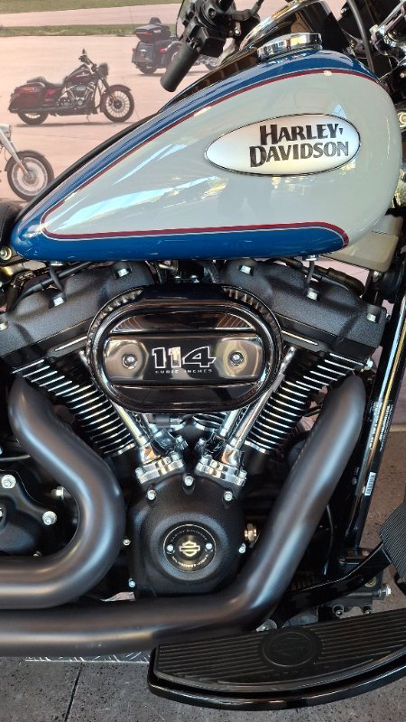 2023 Harley-davidson FLHCS HERITAGE CLASSIC 114 Billiard Blue/Billiard Gray