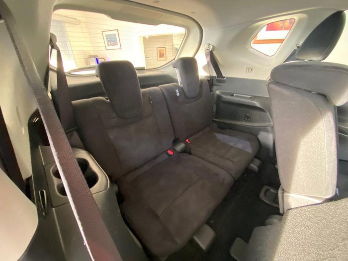 2017 Nissan X-TRAIL ST