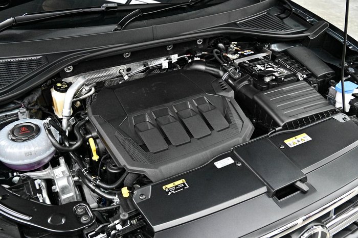 2025 Volkswagen T-Roc 140TSI R-Line