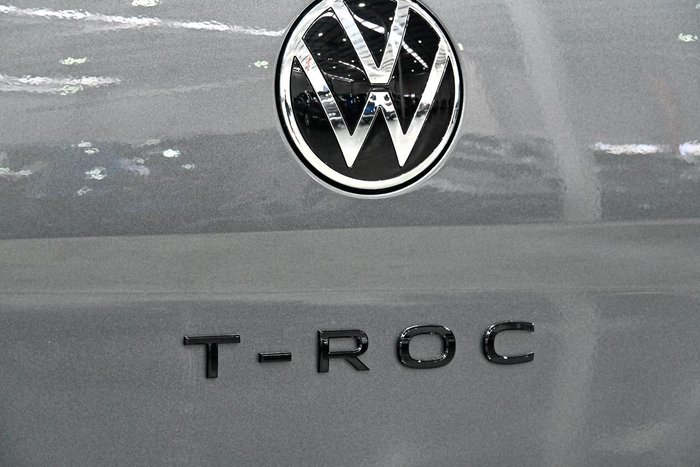 2025 Volkswagen T-Roc 140TSI R-Line