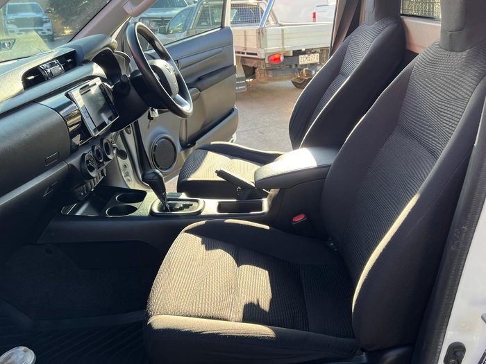 2016 Toyota Hilux SR GUN126R 4X4 Dual Range Glacier White