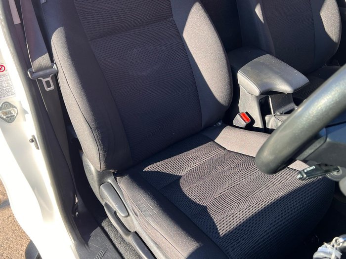 2016 Toyota Hilux SR GUN126R 4X4 Dual Range Glacier White