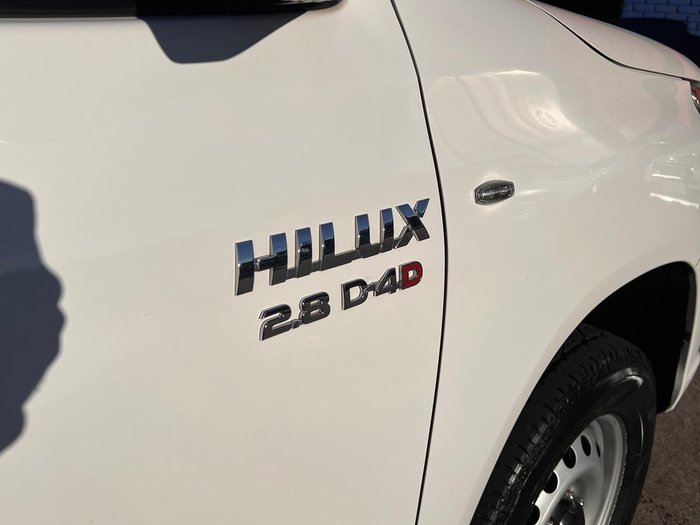2016 Toyota Hilux SR GUN126R 4X4 Dual Range Glacier White