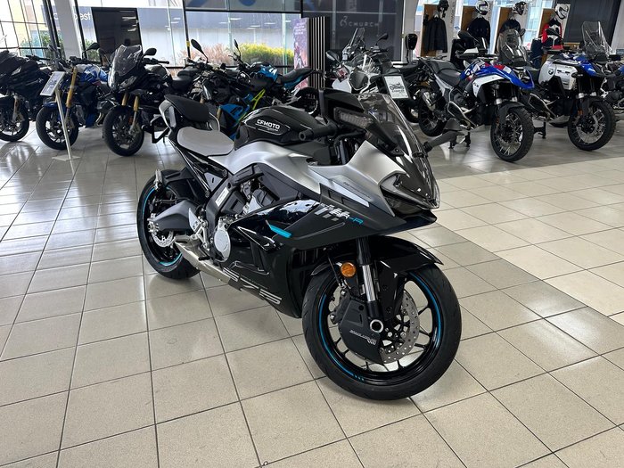 2025 CFMOTO 675SR-R SR Black