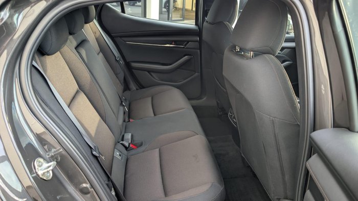 2022 Mazda 3 G20e Evolve M Hybrid