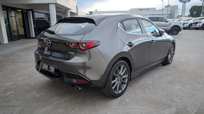 2022 Mazda 3 G20e Evolve M Hybrid