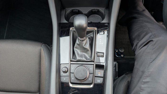 2022 Mazda 3 G20e Evolve M Hybrid