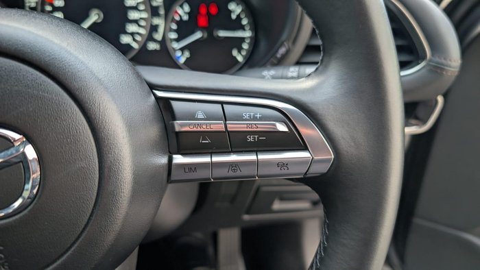 2022 Mazda 3 G20e Evolve M Hybrid