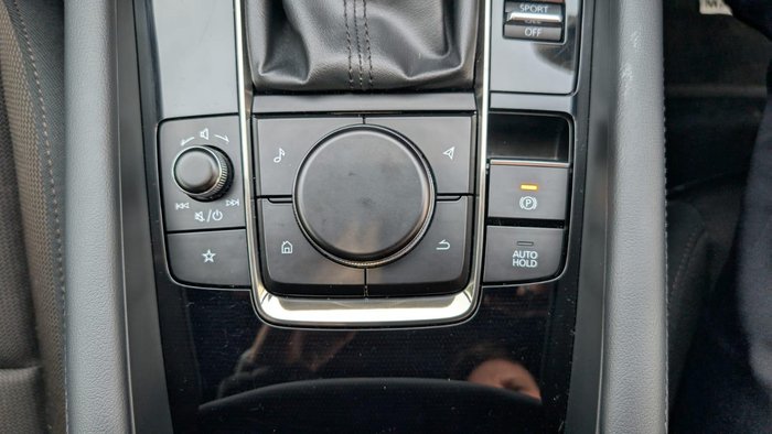 2022 Mazda 3 G20e Evolve M Hybrid