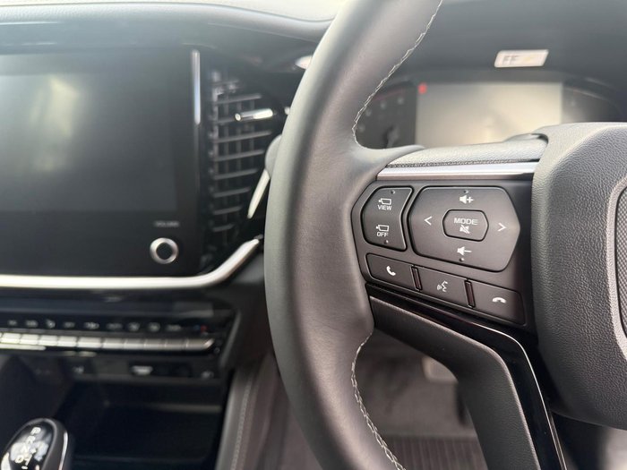 2025 Isuzu MU-X LS-T