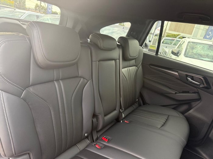 2025 Isuzu MU-X LS-T