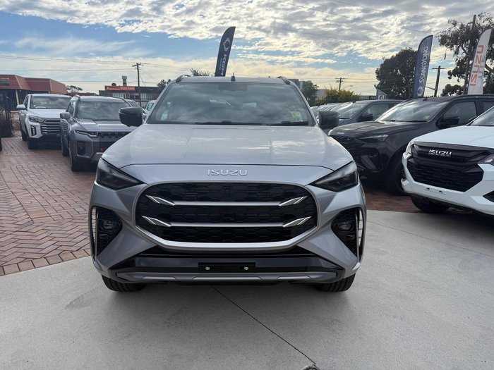 2025 Isuzu MU-X LS-T