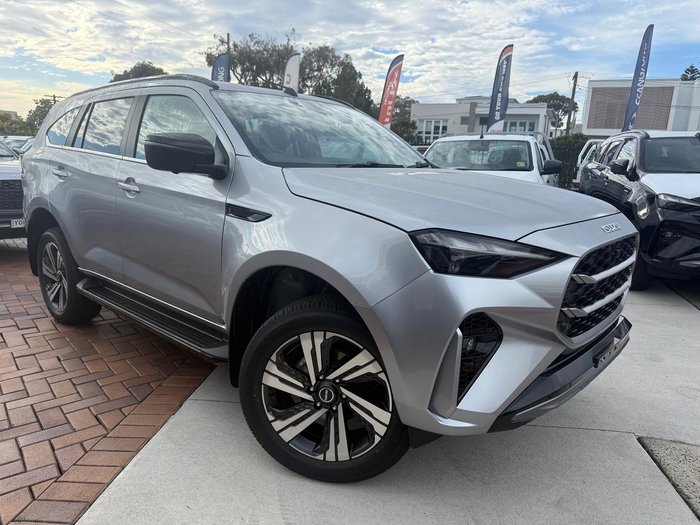 2026 Isuzu MU-X