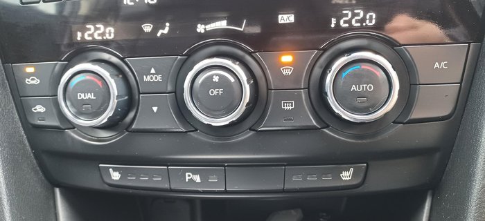 2013 Mazda 6 Atenza