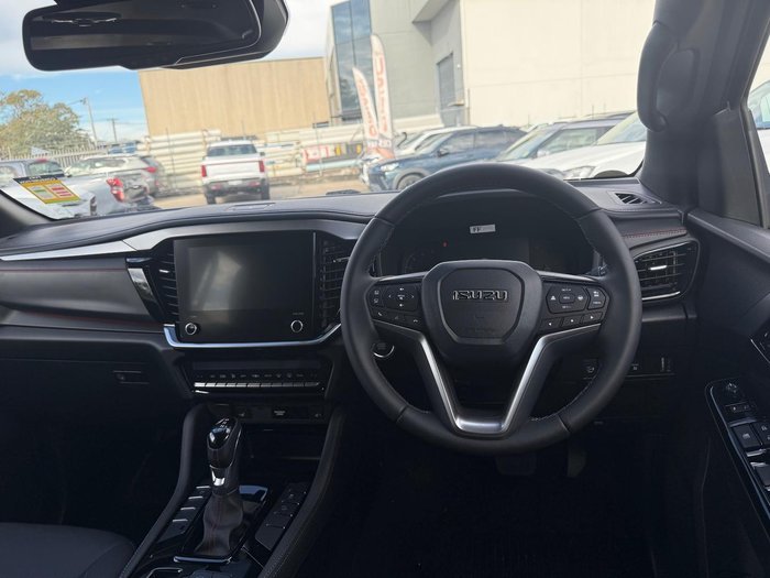 2025 Isuzu MU-X X-TERRAIN