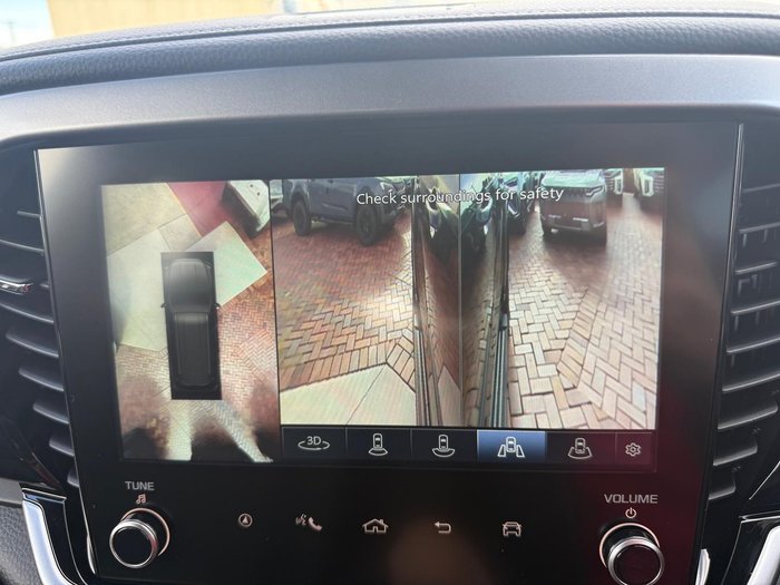 2025 Isuzu MU-X X-TERRAIN