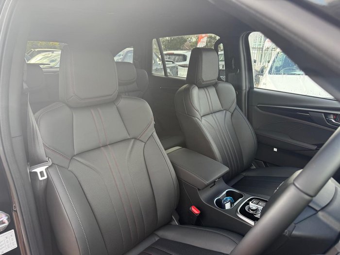 2025 Isuzu MU-X X-TERRAIN