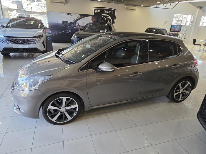 2014 Peugeot 208 Allure Premium
