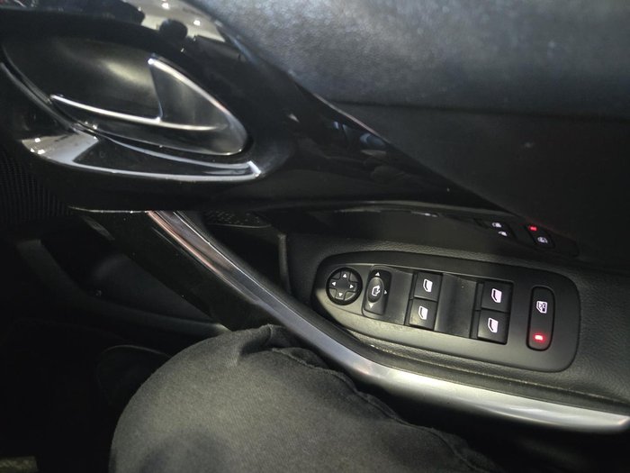 2014 Peugeot 208 Allure Premium