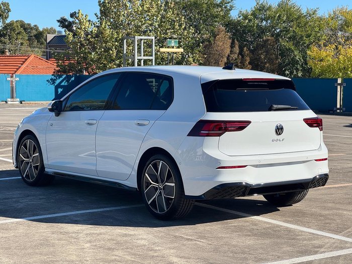 2025 Volkswagen Golf 110TSI R-Line