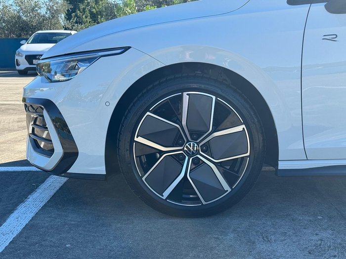 2025 Volkswagen Golf 110TSI R-Line