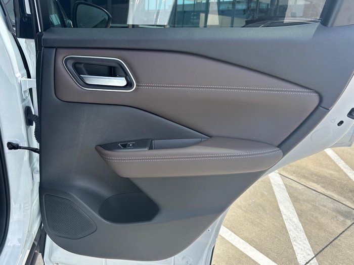 2025 Nissan QASHQAI Ti