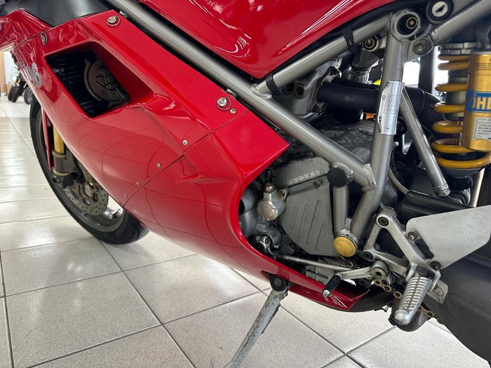 2000 Ducati 996 Superbike Red