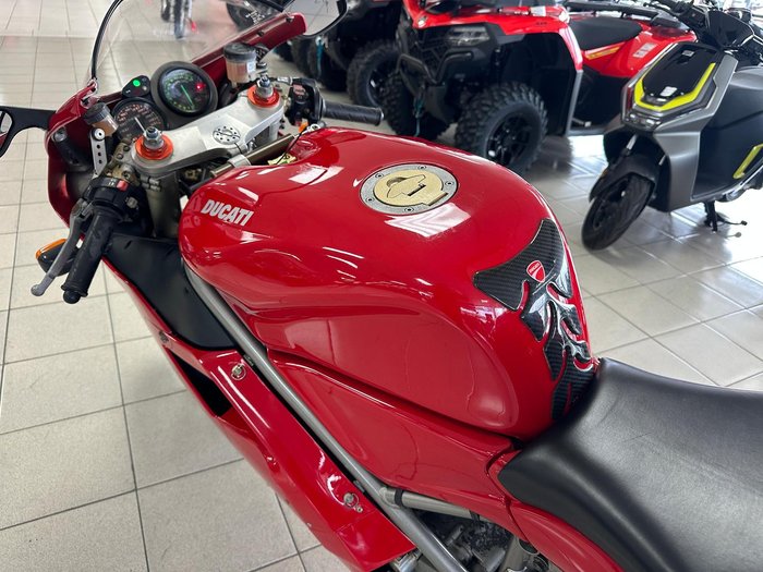 2000 Ducati 996 Superbike Red