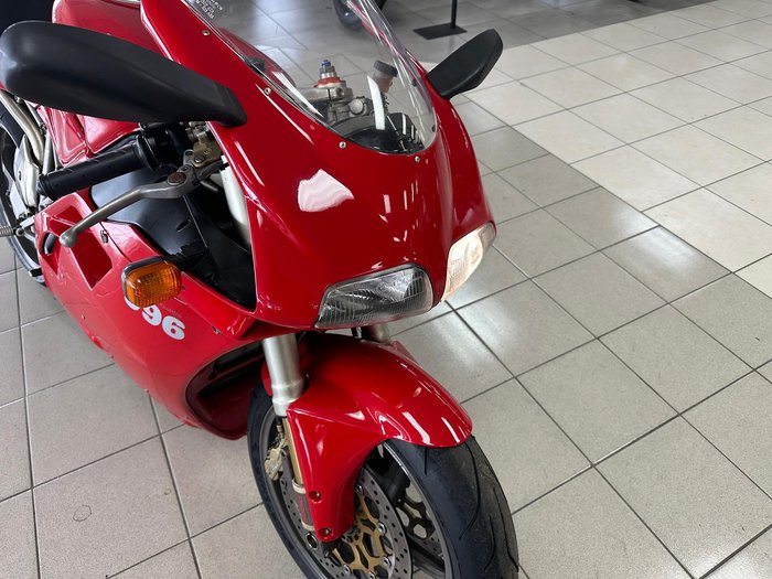 2000 Ducati 996 Superbike Red