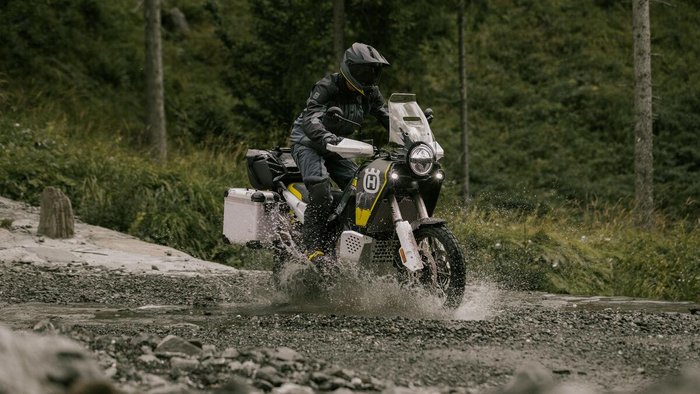 2025 Husqvarna Norden 901 Expedition Norden Black