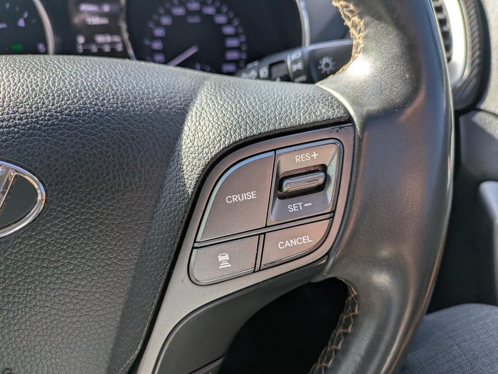 2017 Hyundai Santa Fe Highlander