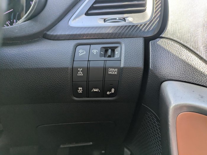 2017 Hyundai Santa Fe Highlander