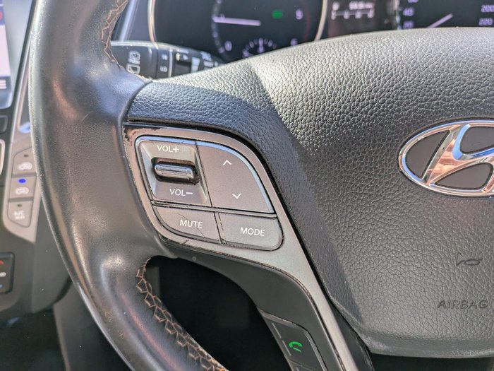 2017 Hyundai Santa Fe Highlander