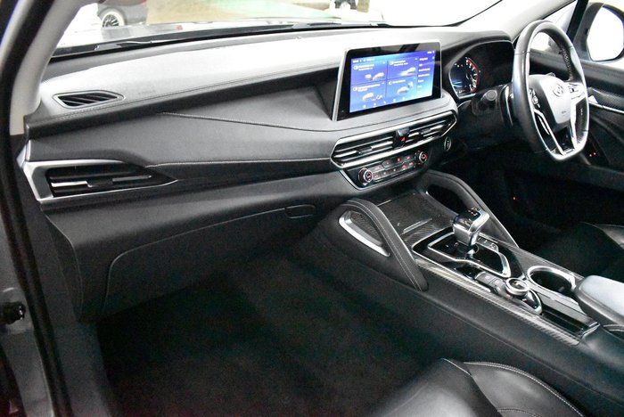 2022 LDV D90 Executive