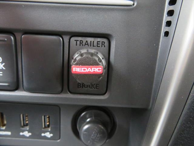 2023 MITSUBISHI Triton