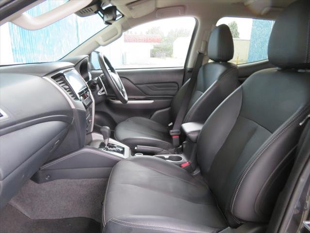 2023 MITSUBISHI Triton