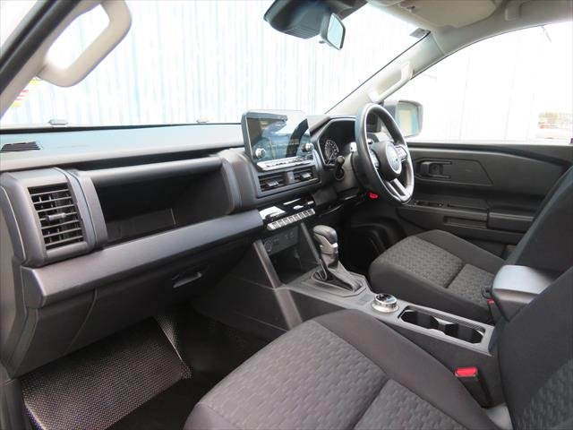 2024 MITSUBISHI Triton