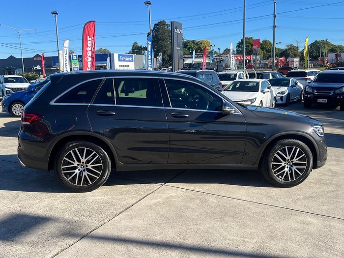2022 Mercedes-Benz GLC-Class GLC200