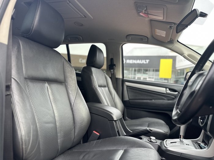 2015 Isuzu MU-X LS-T